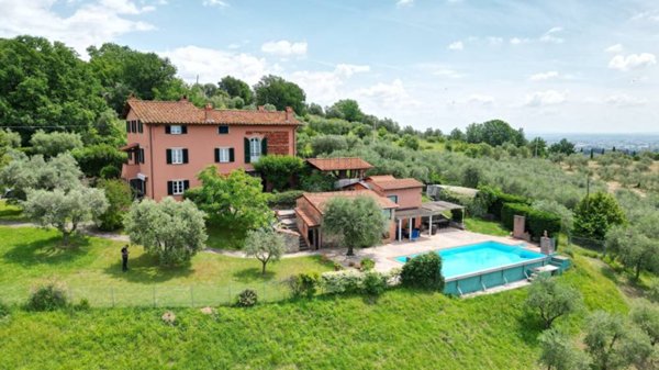 casa indipendente in vendita a Capannori