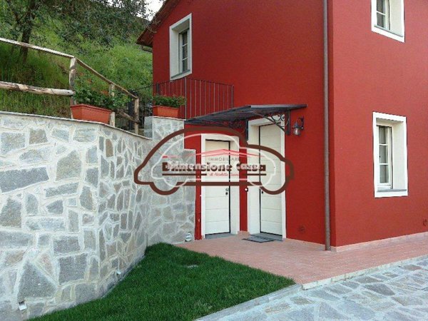 casa indipendente in vendita a Capannori