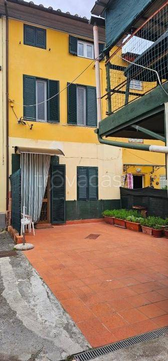 casa indipendente in vendita a Capannori