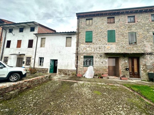 casa indipendente in vendita a Capannori