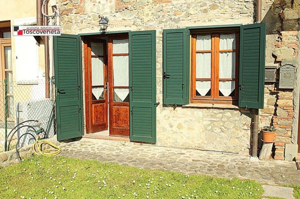 casa indipendente in vendita a Capannori