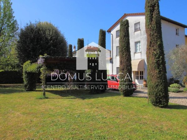 casa indipendente in vendita a Capannori in zona Santa Margherita