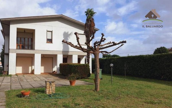 casa indipendente in vendita a Capannori in zona Guamo
