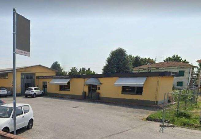 ufficio in vendita a Capannori in zona Lammari