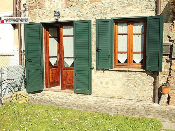 casa indipendente in vendita a Capannori