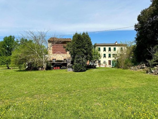 casa indipendente in vendita a Capannori