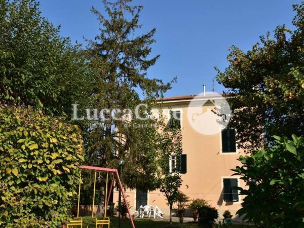 casa indipendente in vendita a Capannori in zona Carraia