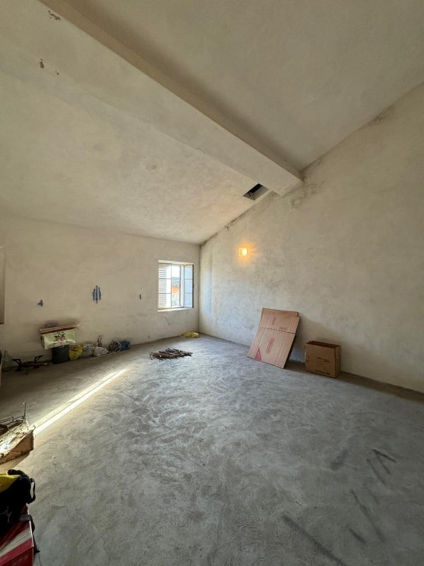 casa indipendente in vendita a Capannori in zona Lunata