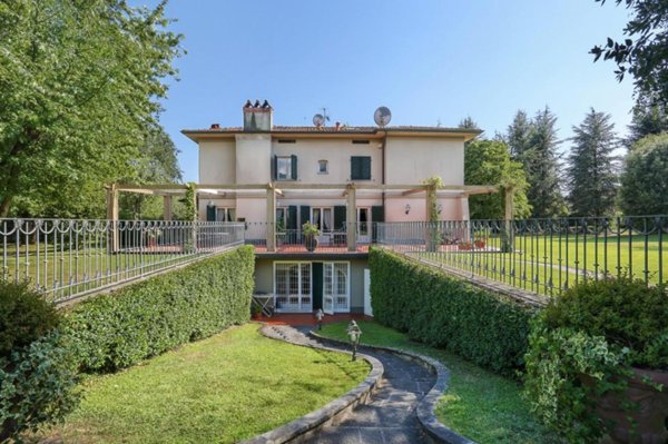 casa indipendente in vendita a Capannori