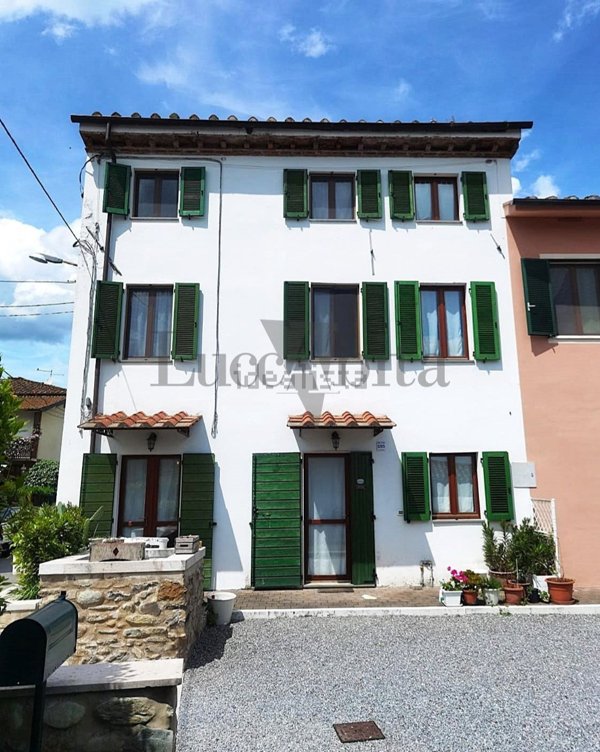 casa indipendente in vendita a Capannori