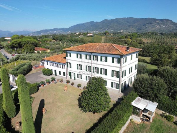 casa indipendente in vendita a Capannori