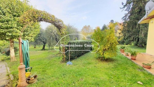 casa indipendente in vendita a Capannori