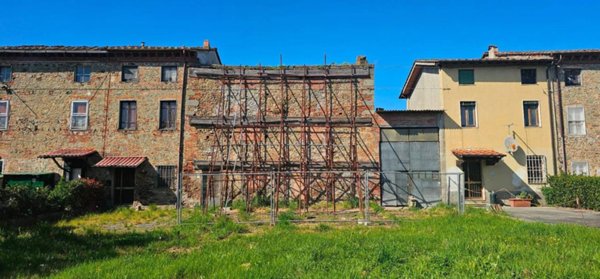 casa indipendente in vendita a Capannori