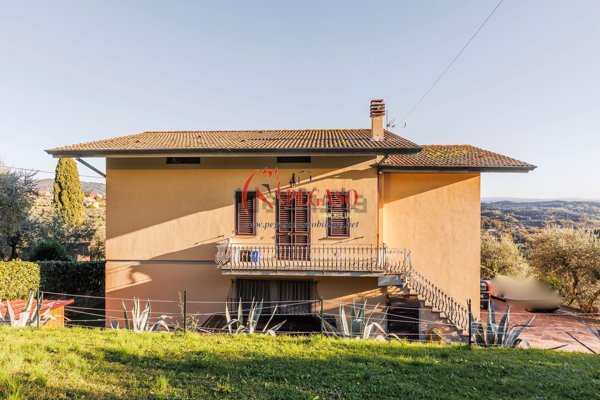 casa indipendente in vendita a Capannori in zona San Gennaro