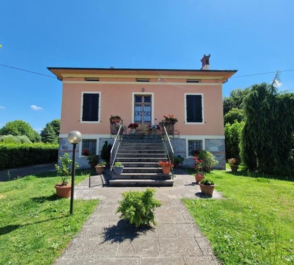 casa indipendente in vendita a Capannori