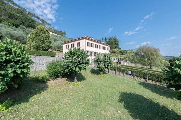 villa in vendita a Capannori