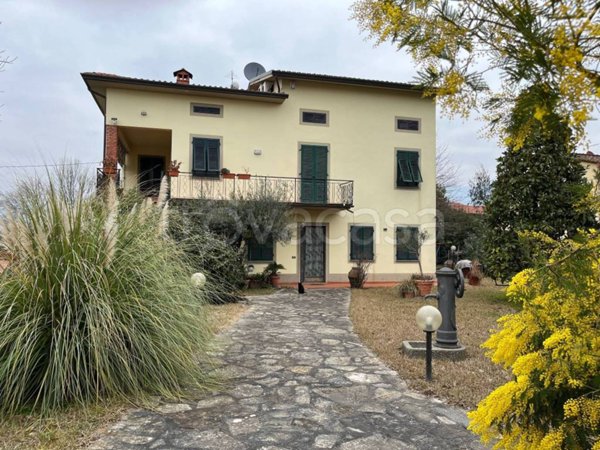 casa indipendente in vendita a Capannori in zona Lunata