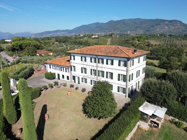 casa indipendente in vendita a Capannori