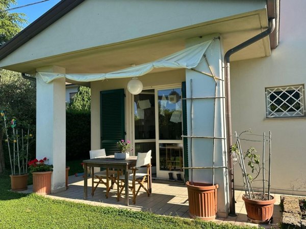 casa indipendente in vendita a Capannori