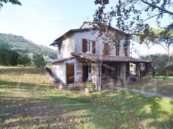 casa indipendente in vendita a Capannori
