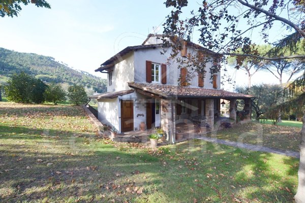 casa indipendente in vendita a Capannori