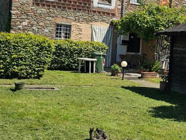 casa indipendente in vendita a Capannori