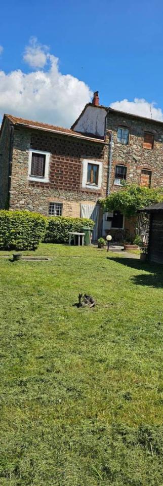 casa indipendente in vendita a Capannori