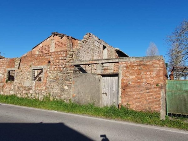 negozio in vendita a Capannori