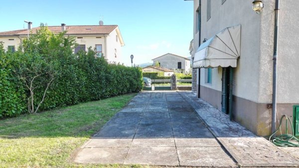 casa indipendente in vendita a Capannori