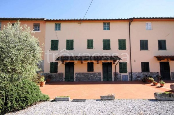 casa indipendente in vendita a Capannori in zona Marlia