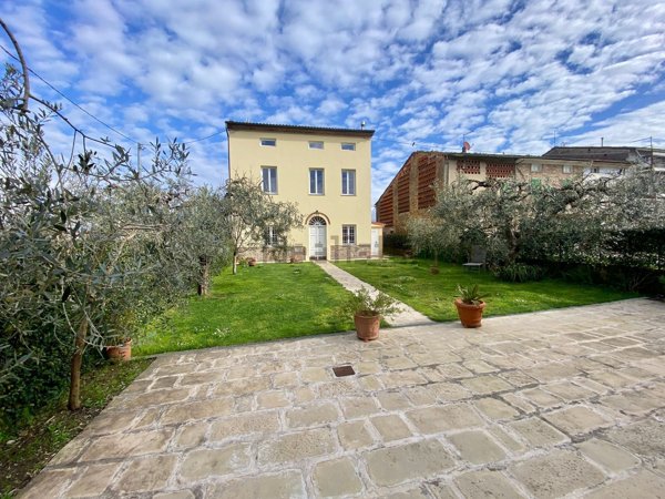 casa indipendente in vendita a Capannori in zona Guamo
