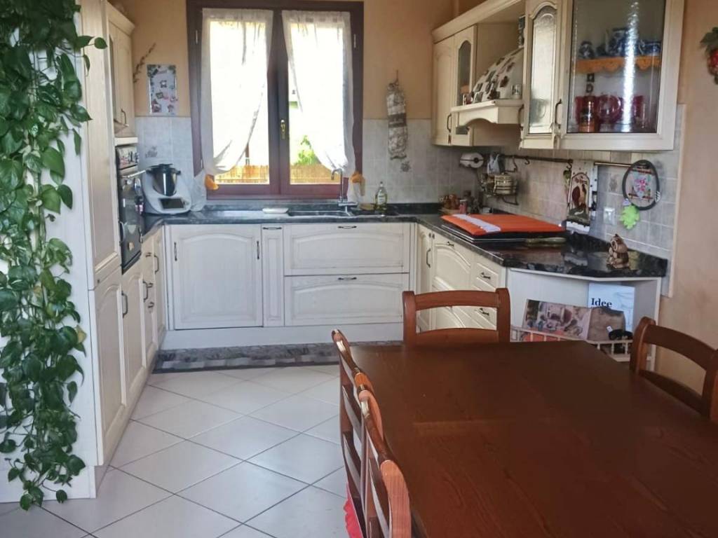 casa indipendente in vendita a Capannori