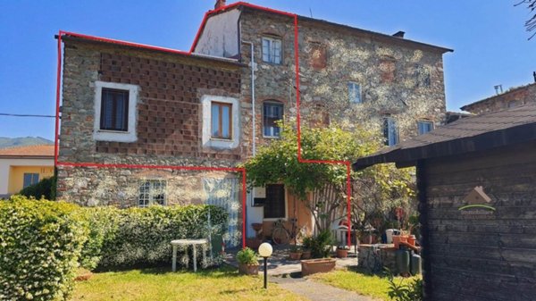 casa indipendente in vendita a Capannori