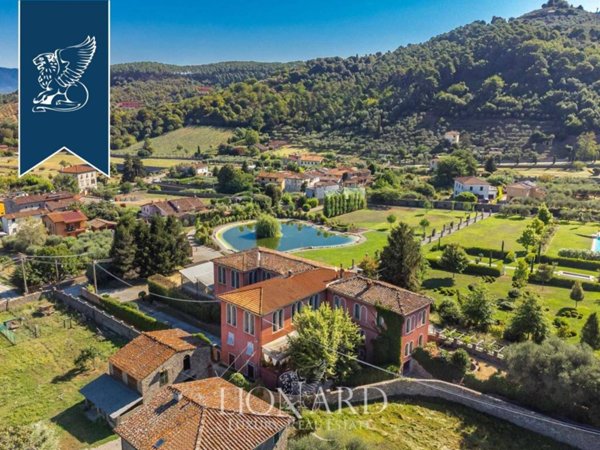 villa in vendita a Capannori in zona Guamo