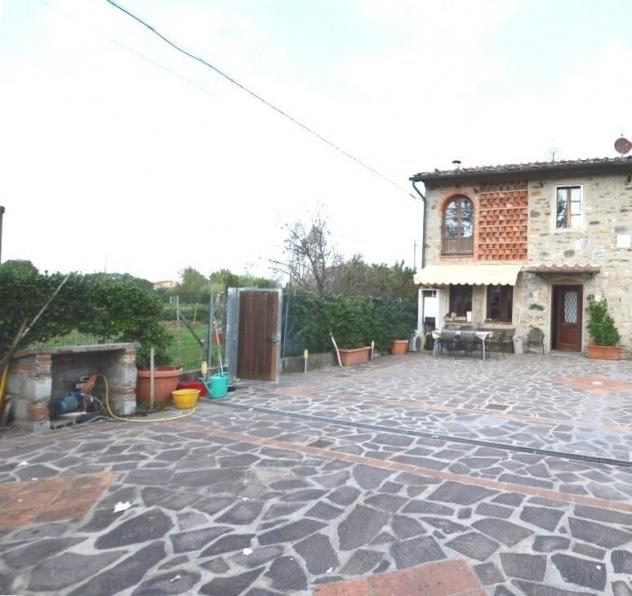 casa indipendente in vendita a Capannori