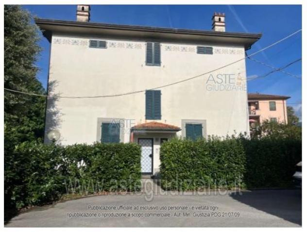 casa indipendente in vendita a Capannori in zona Segromigno in Monte