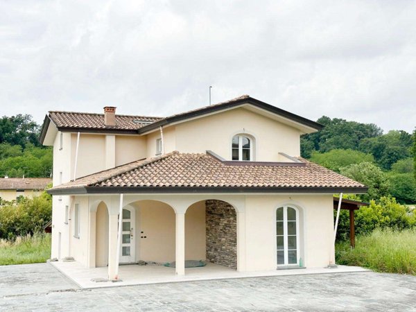 casa indipendente in vendita a Capannori