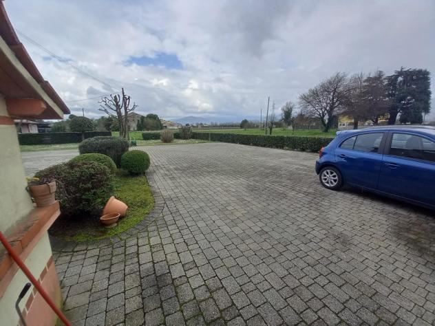 casa indipendente in vendita a Capannori in zona Lammari