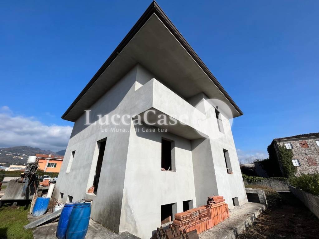 casa indipendente in vendita a Capannori