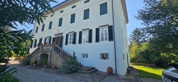casa indipendente in vendita a Capannori in zona Guamo