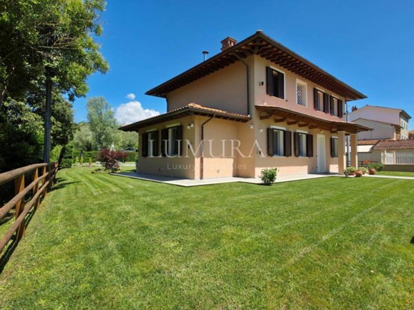 casa indipendente in vendita a Capannori