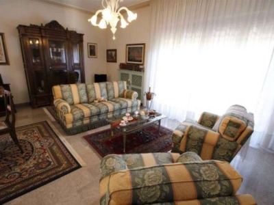 casa indipendente in vendita a Capannori