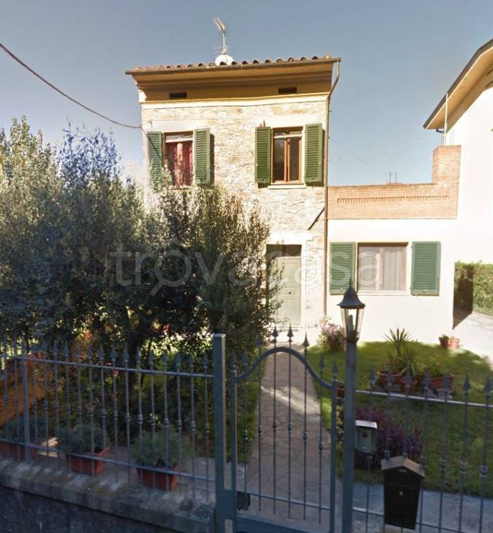 casa indipendente in vendita a Capannori in zona Carraia