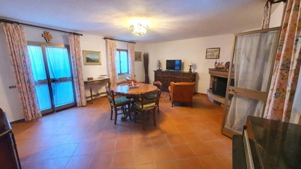 casa indipendente in vendita a Capannori in zona Vorno