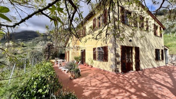 casa indipendente in vendita a Capannori