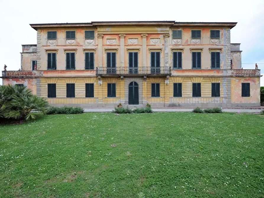villa in vendita a Capannori