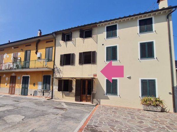 casa indipendente in vendita a Capannori in zona Lammari