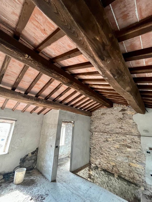 casa indipendente in vendita a Capannori