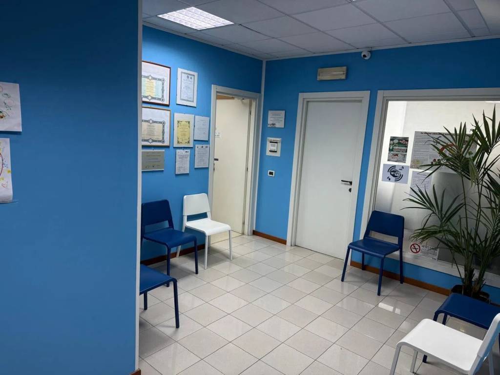 ufficio in vendita a Capannori in zona Guamo