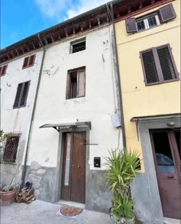 casa indipendente in vendita a Capannori